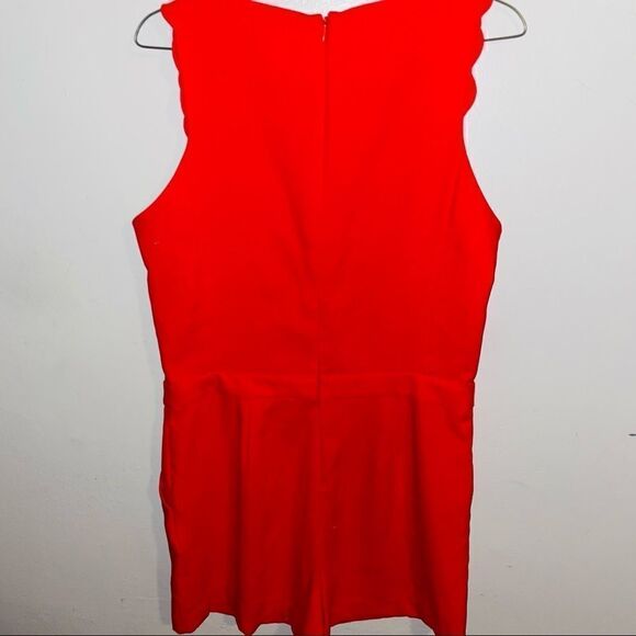 Dalia MacPhee Red Scalloped Sleeveless Romper Jumpsuit Casual Party - Picture 7 of 7